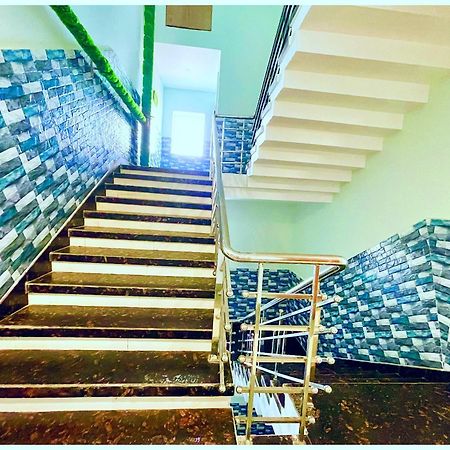 Simla Hotel K R I S H N A B - B Near Mall Road And Temple Exterior photo
